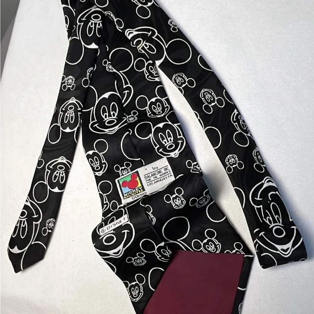 Disney Black and White Mickey Mouse Tie‎
